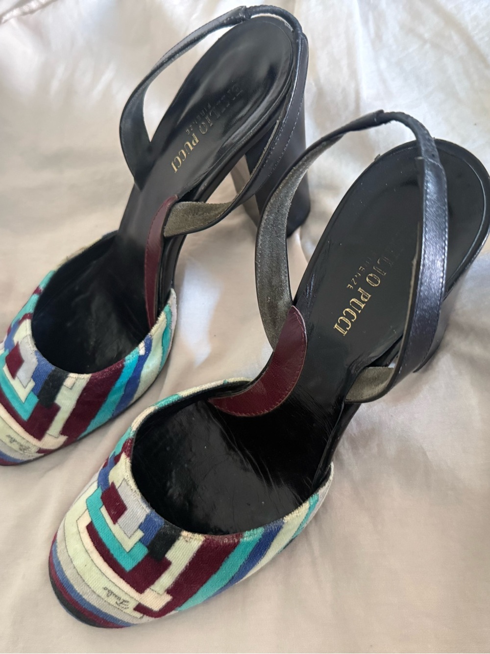 Vintage Emilio Pucci Slingbacks